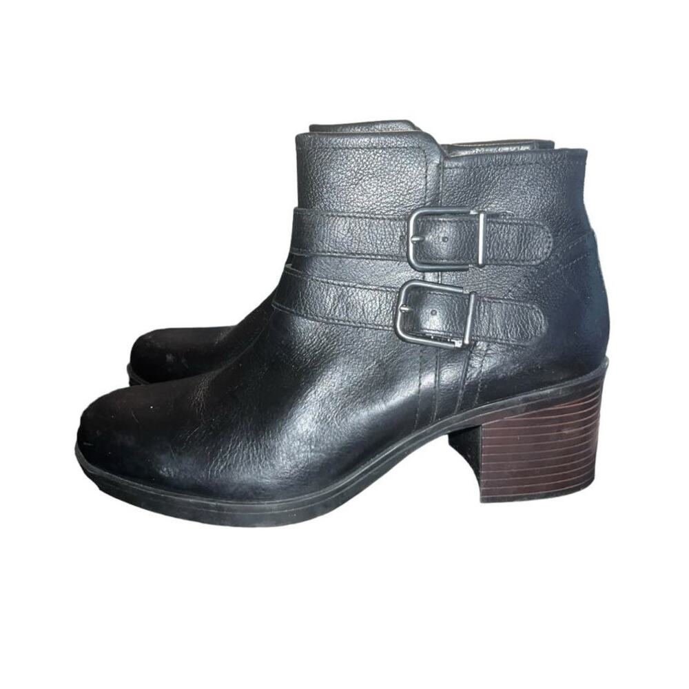 NWOT Clarks Hollis Pearl Womens Boots- Black Leather